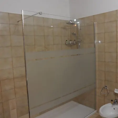 Apartment Locazione Turistica Aquila Bianca *